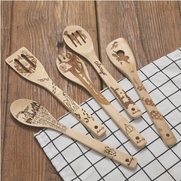 Harry Potter Spoon Set - Picture 1 of 6